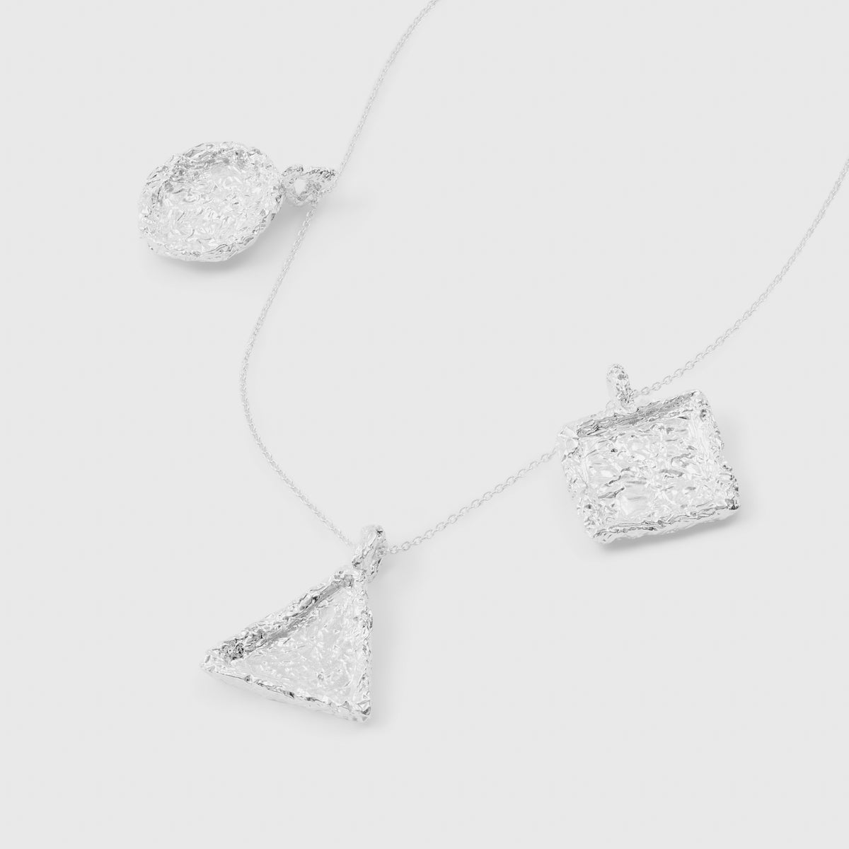 Soft Circle Pendant (925 Silver)