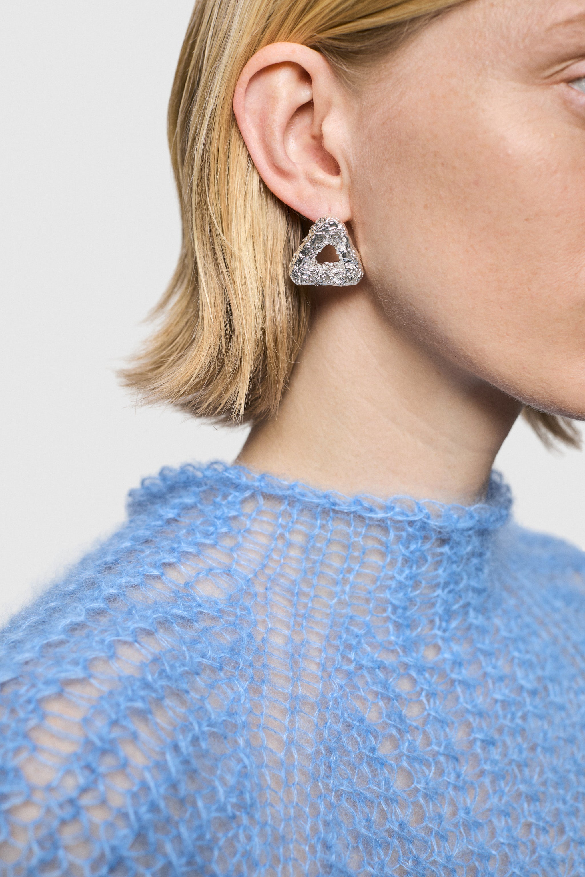 Rigid Triangle Earring (925 Silver)