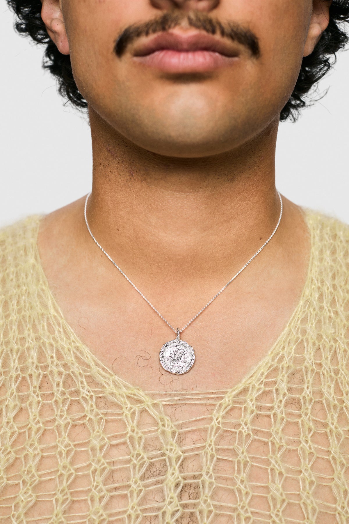 Soft Circle Pendant (925 Silver)