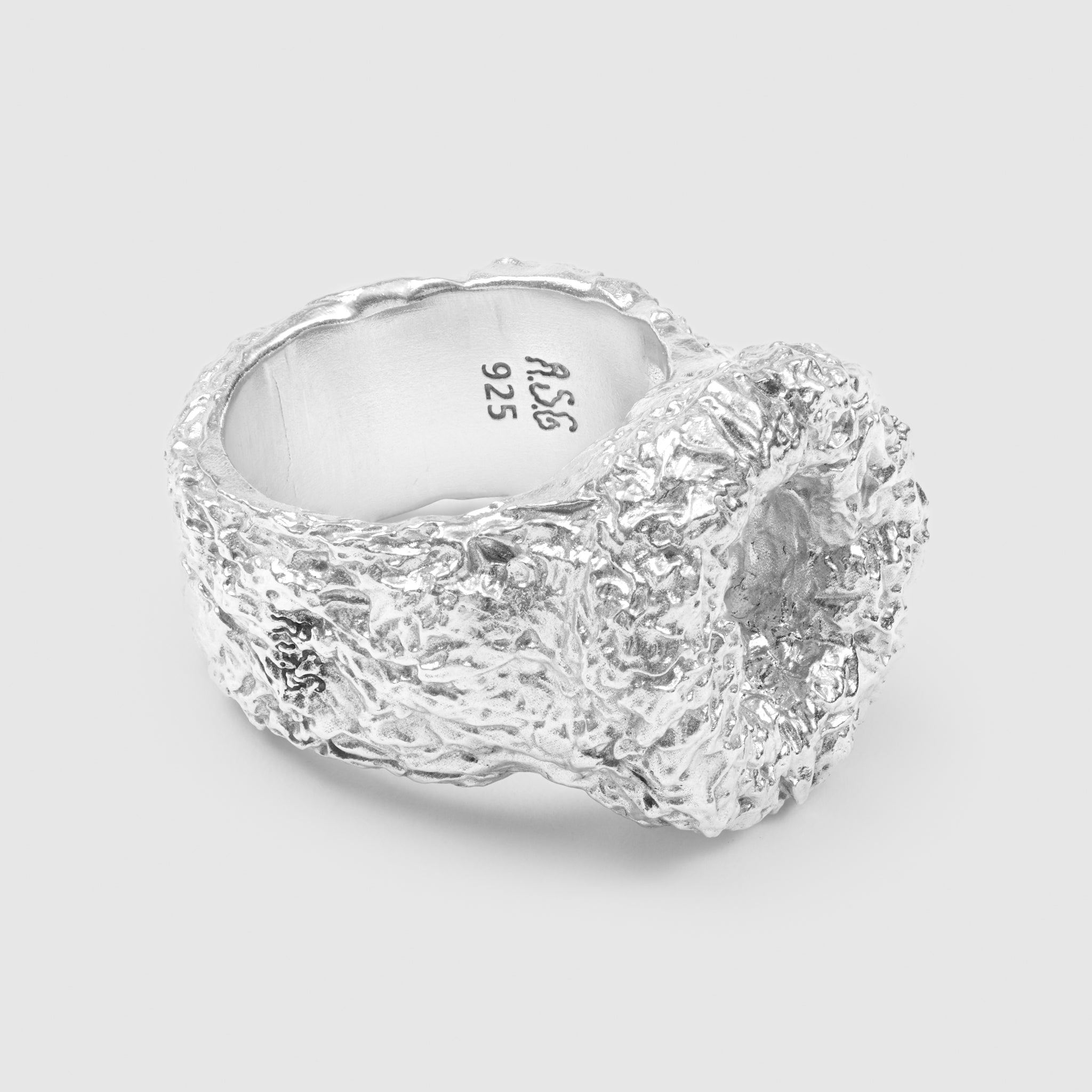 Rigid Circle Ring (925 Silver)