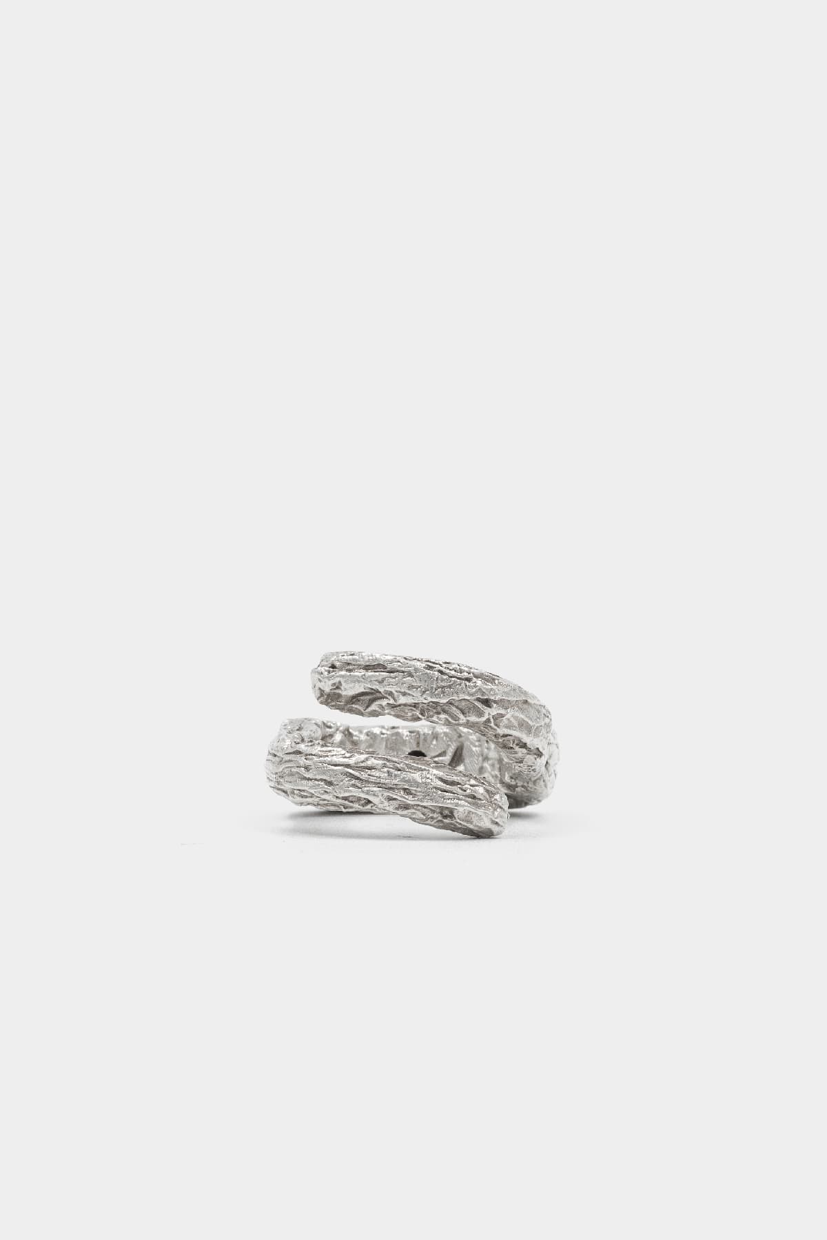 Gathering Breach Ring (925 Silver)